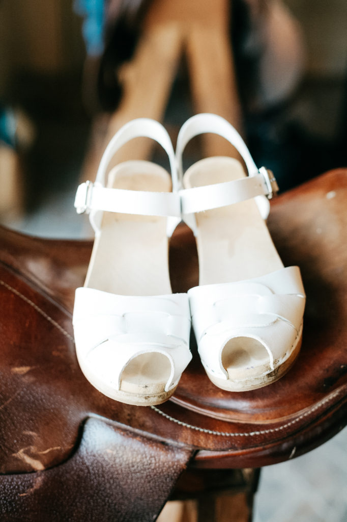 horse barn wedding detail