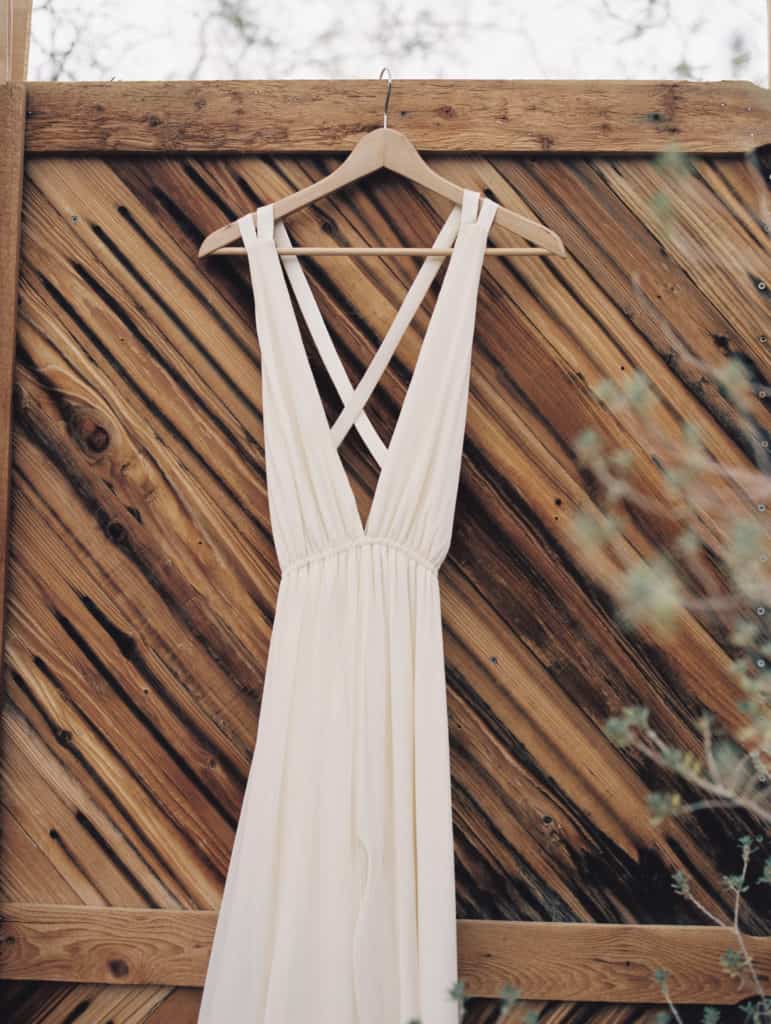 elizabeth dye wedding dress